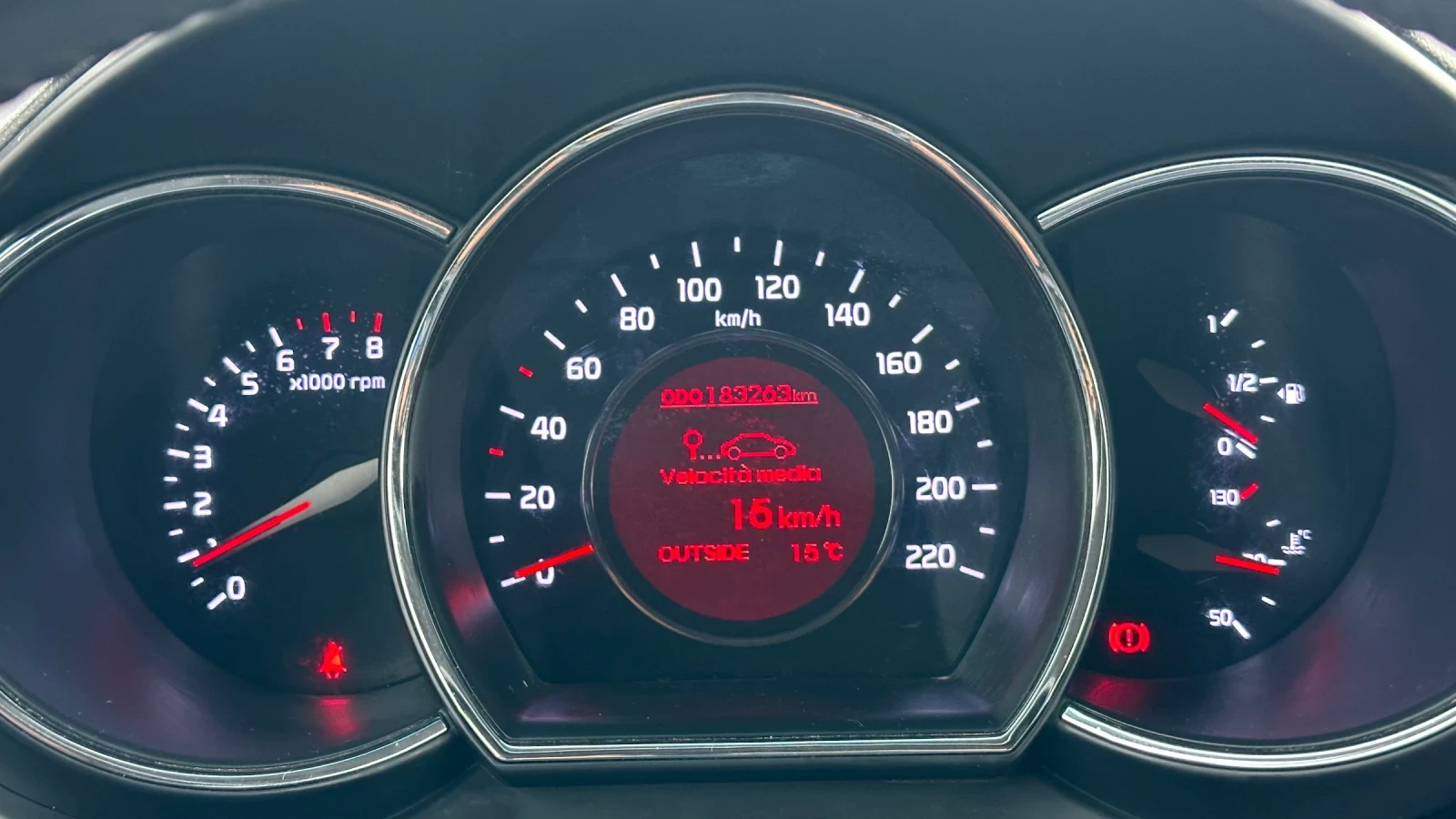 Kia Rio 1.2i 2016г.ГАЗ 184 хил. Км., снимка 15 - Автомобили и джипове - 56181910