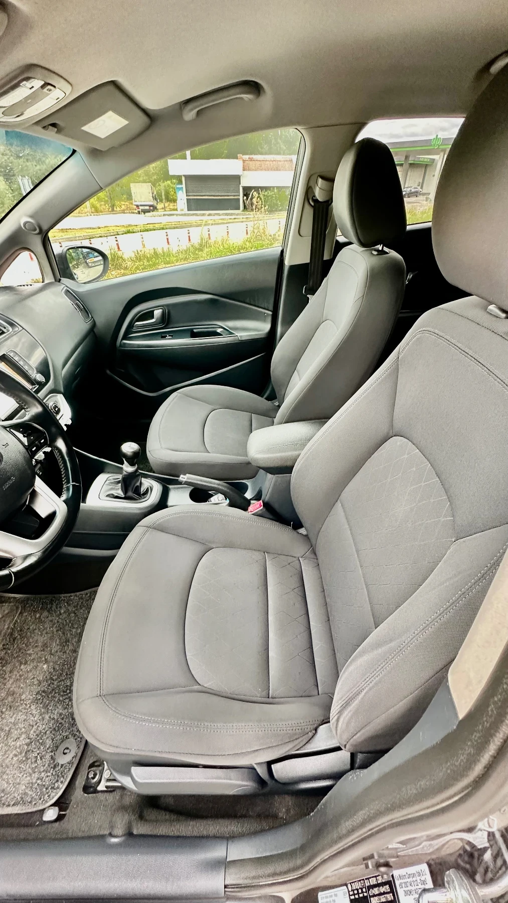 Kia Rio 1.2i 2016г.ГАЗ 184 хил. Км., снимка 11 - Автомобили и джипове - 56181910