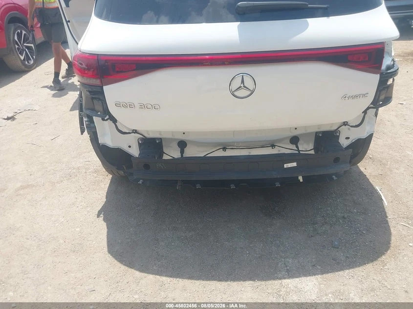 Mercedes-Benz EQB 300 300 4MATIC SUV, снимка 6 - Автомобили и джипове - 56215942