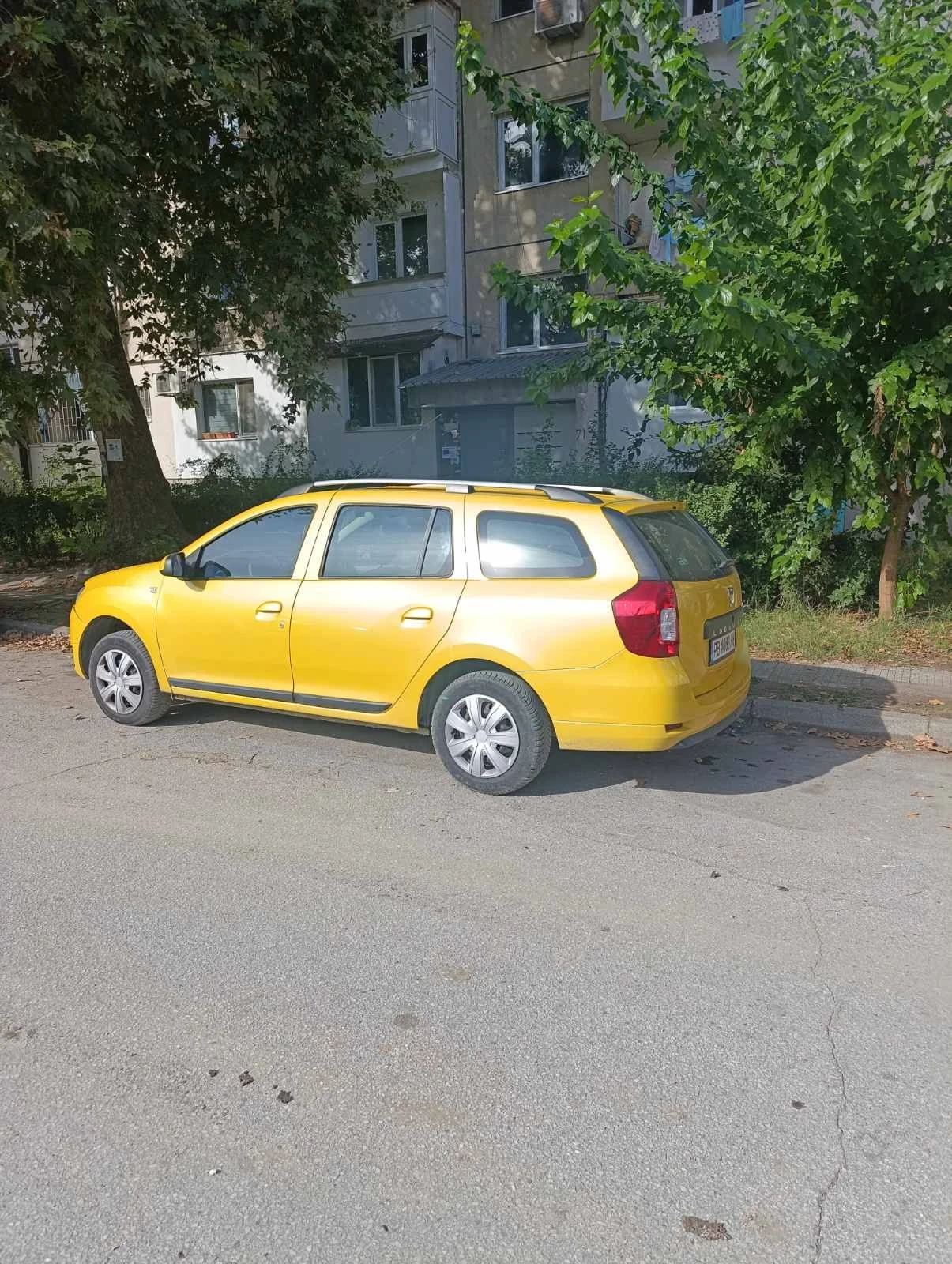 Dacia Logan, снимка 2 - Автомобили и джипове - 56290283