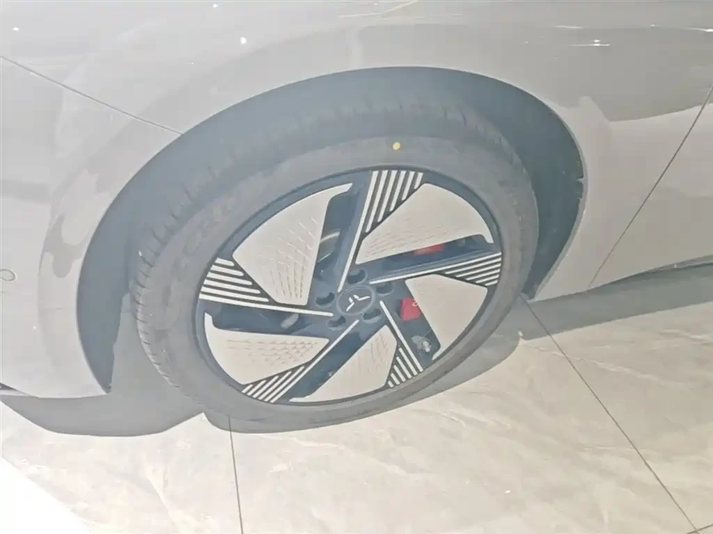 HongQi H9 EH7 2025 640 AWD Smart Selection Edition | Mobile.bg � ����������� 7