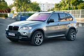     BMW X5 4.8i* * * HeadUp* Carplay* 