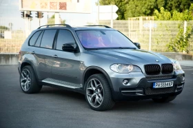     BMW X5 4.8i* * * HeadUp* Carplay* 