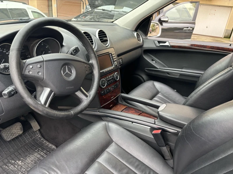 Mercedes-Benz ML 500 W164 Газов инжекцион, снимка 7 - Автомобили и джипове - 47598582