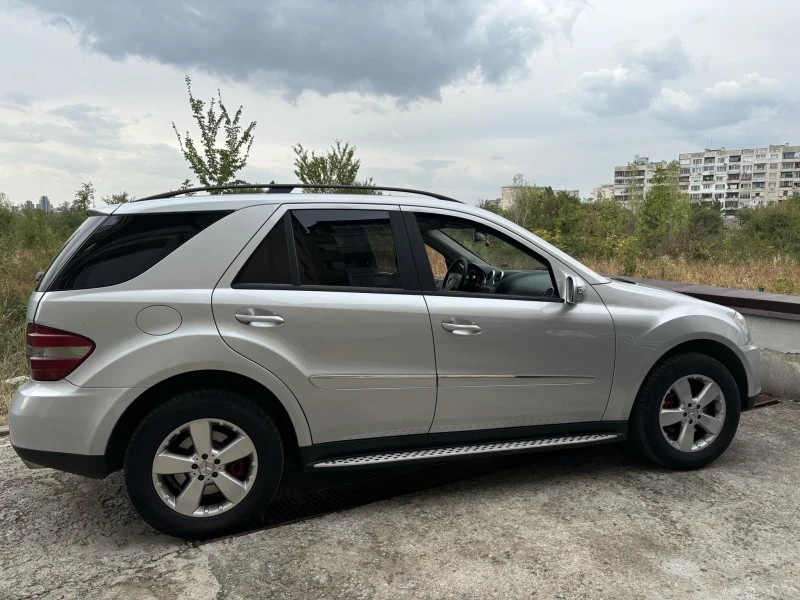 Mercedes-Benz ML 500 W164 Газов инжекцион, снимка 4 - Автомобили и джипове - 47598582