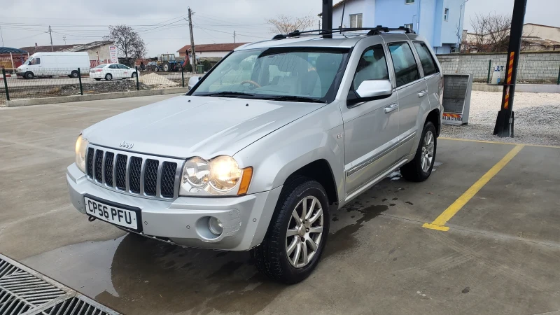 Jeep Grand cherokee Overland, снимка 15 - Автомобили и джипове - 49252600