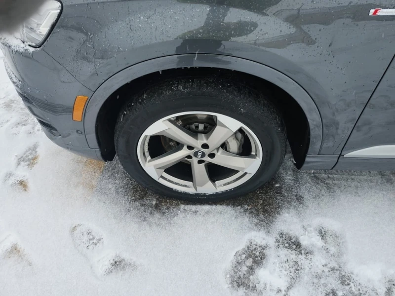 Audi Q7 * Technik * CARFAX * БЕЗ ПЪРВОНАЧАЛНА ВНОСКА, снимка 13 - Автомобили и джипове - 52804369