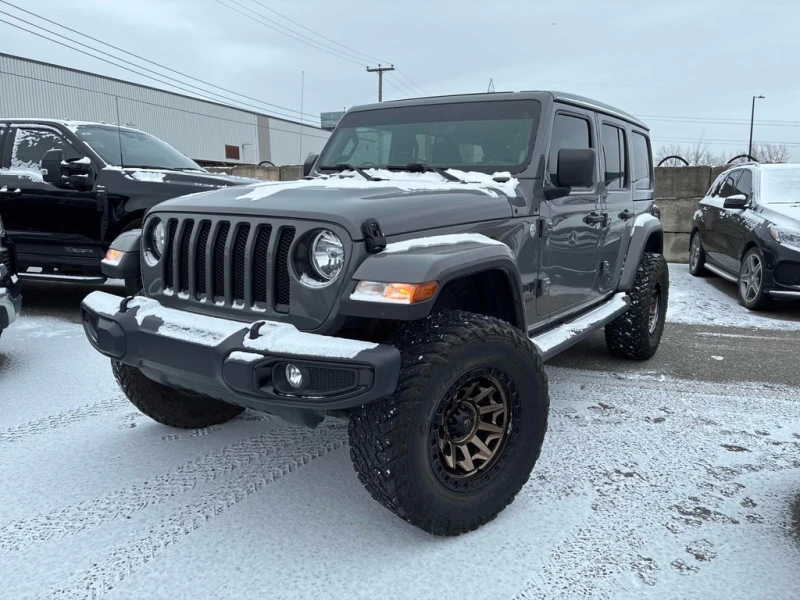 Jeep Wrangler 2020 Sahara Altitude * CARFAX * БЕЗ ПЪРВОНАЧАЛНА