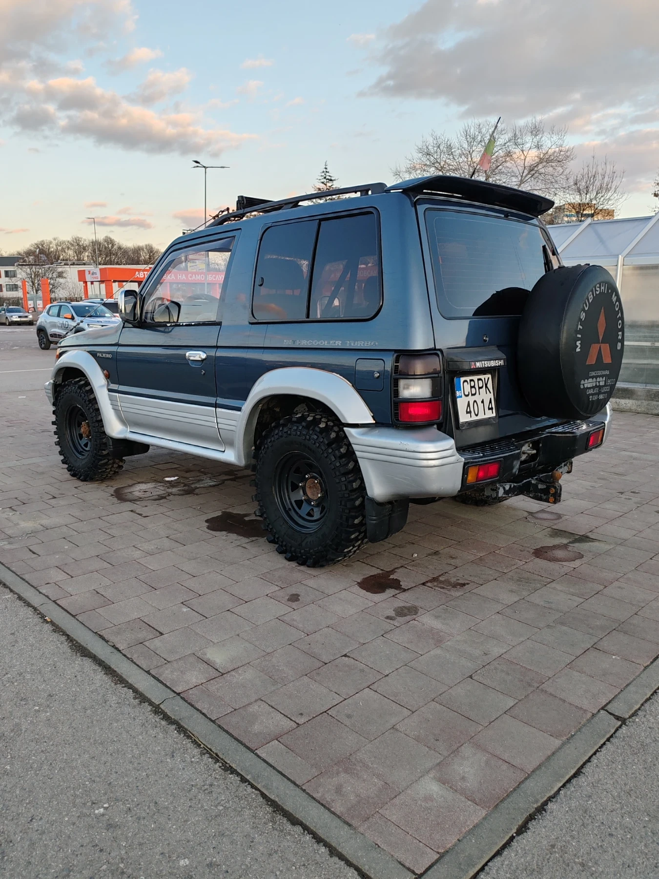 Mitsubishi Pajero  - изображение 2