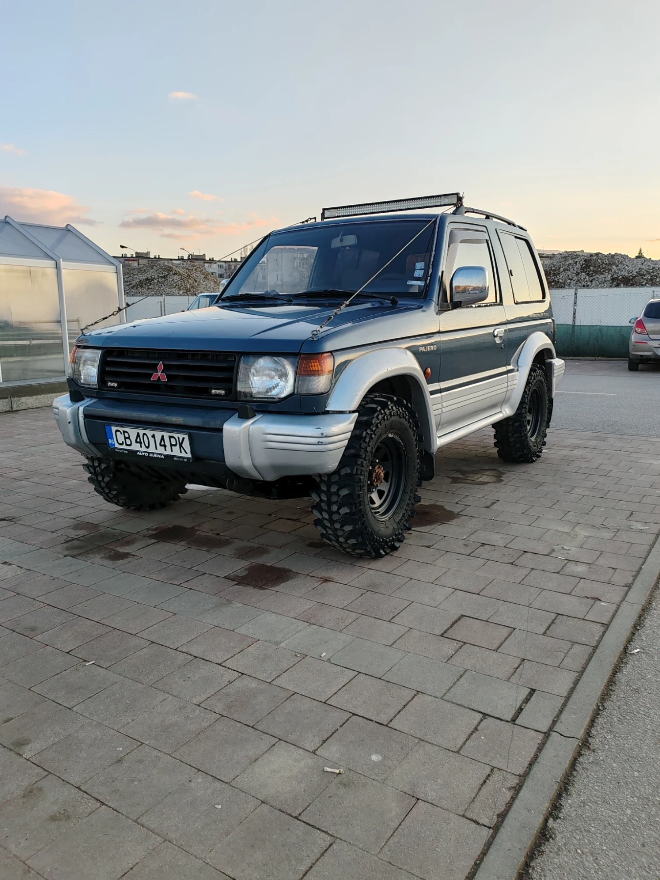 Mitsubishi Pajero  - изображение 5