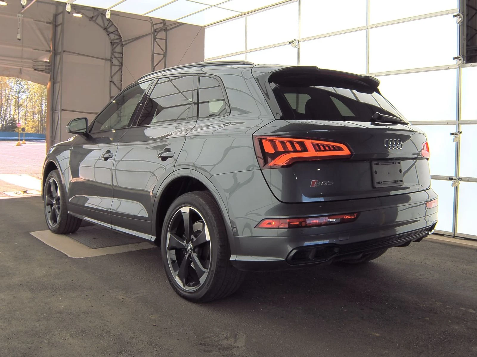Audi SQ5 PRESTIGE Matrix* B&O* Head-Up* 360* Дистроник*  - изображение 6