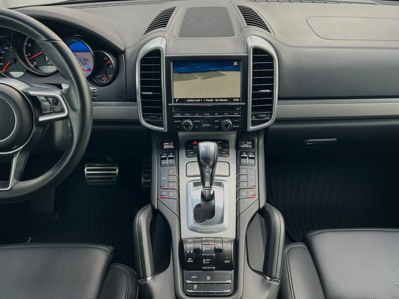 Porsche Cayenne Turbo 4.8 520к.с. 83000km КЕРАМИКА  - изображение 10