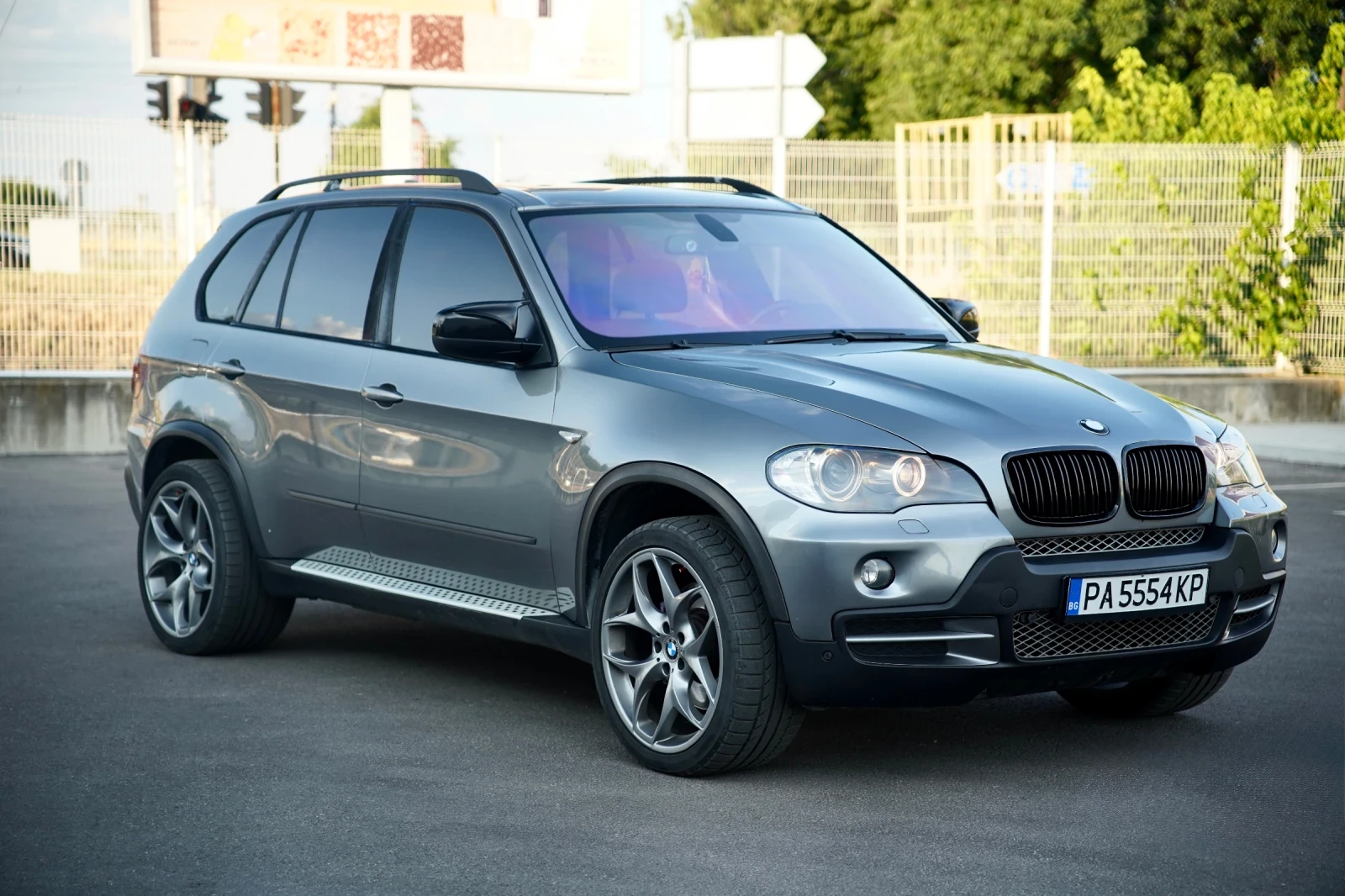 BMW X5 4.8i* Газ* Панорама* HeadUp* Carplay* Подгрев - изображение 3