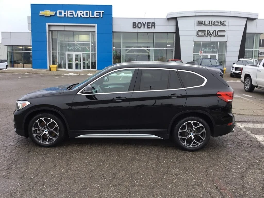 BMW X1 xDrive* АвтоКредит* (ЦЕНА ДО БГ), снимка 2 - Автомобили и джипове - 54228430