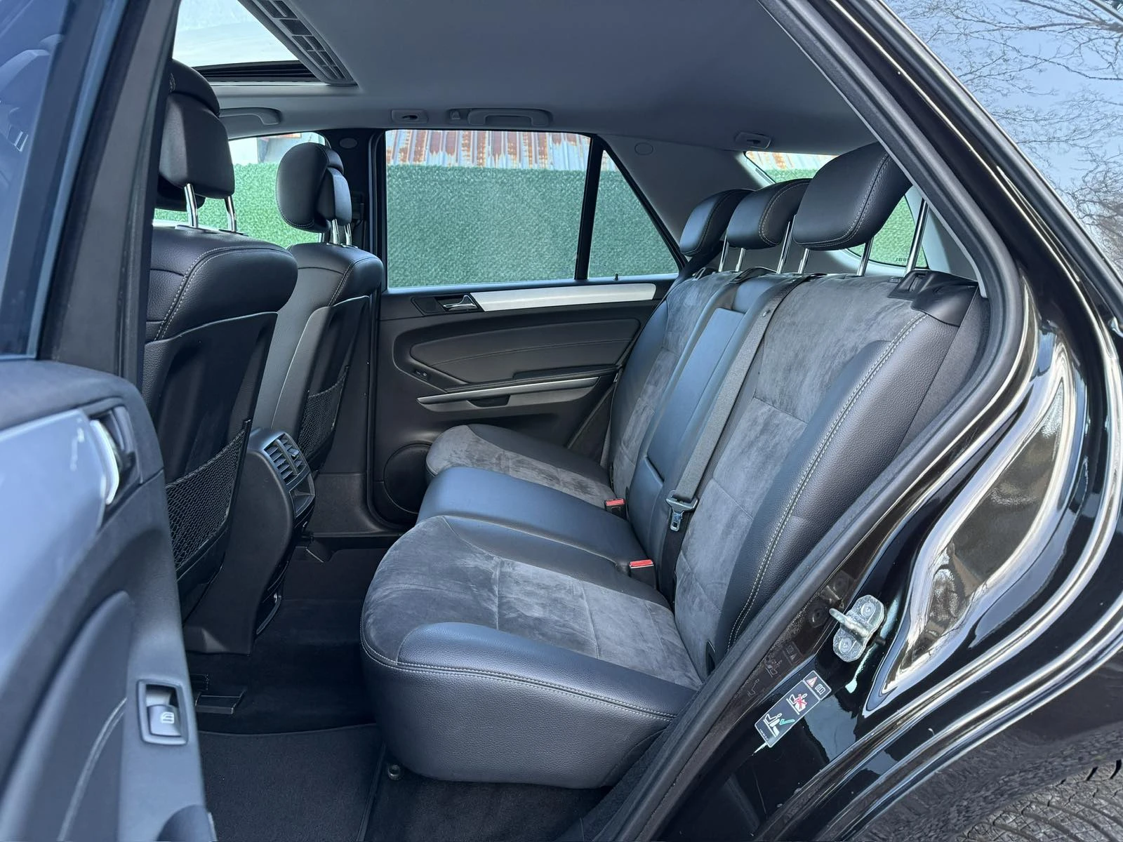 Mercedes-Benz ML 350, снимка 11 - Автомобили и джипове - 54326398