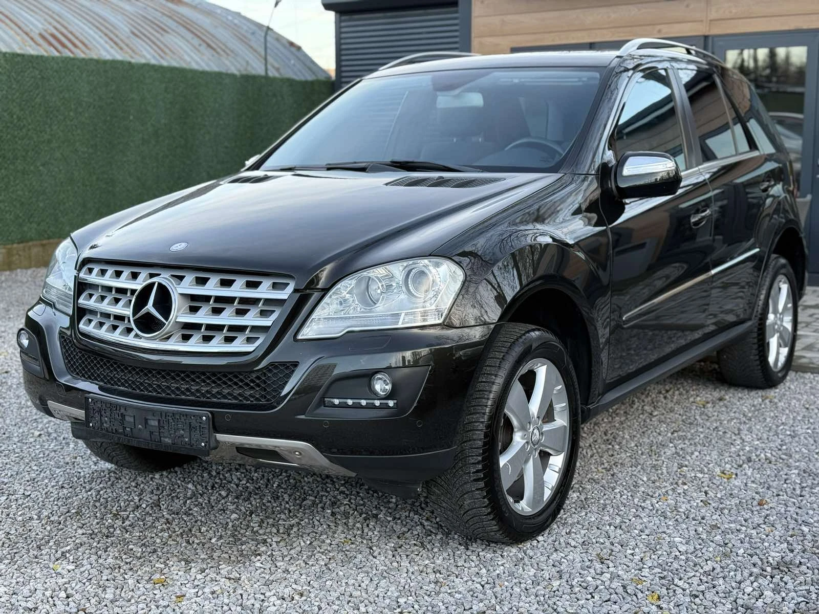 Mercedes-Benz ML 350, снимка 2 - Автомобили и джипове - 54326398