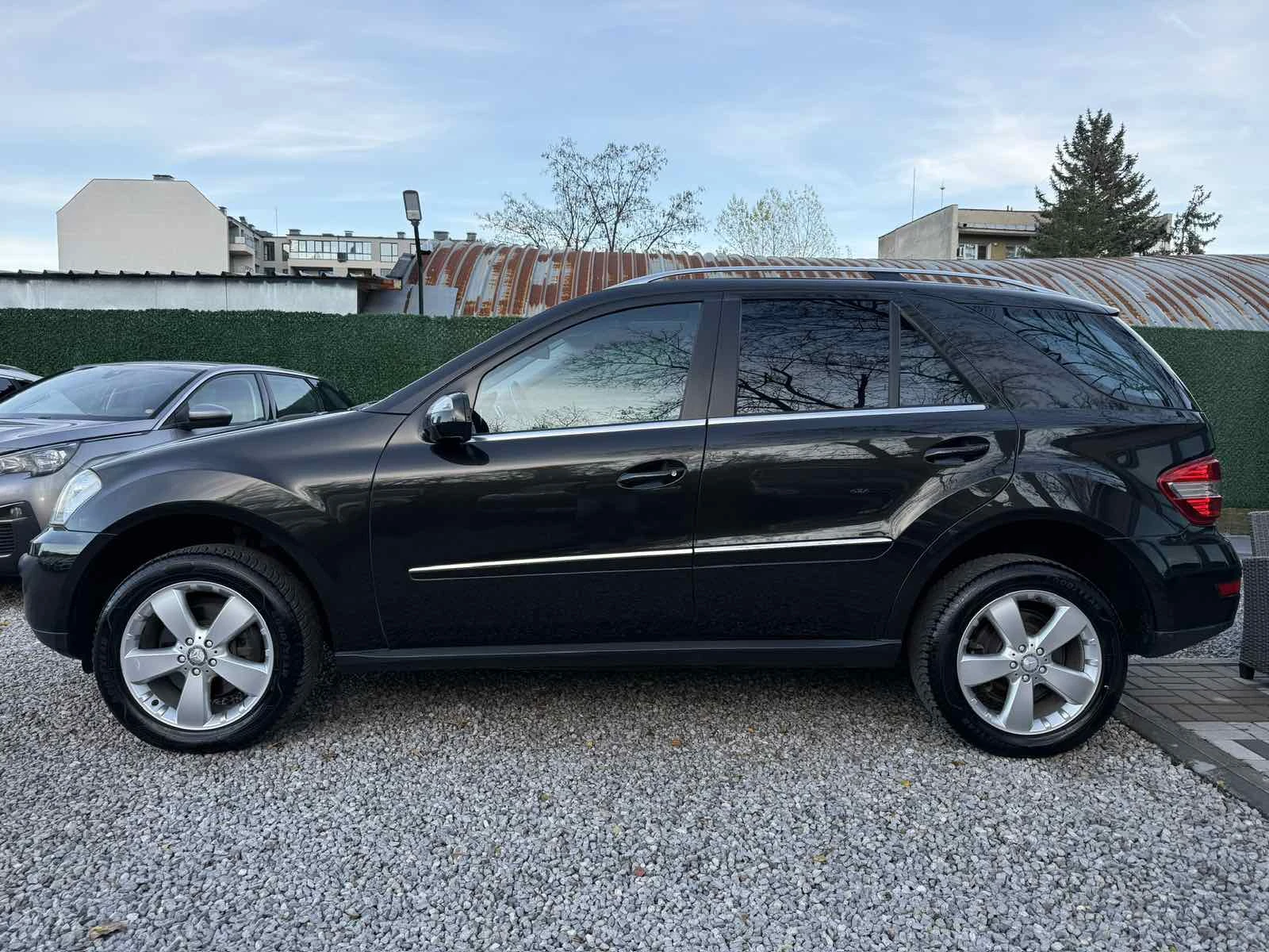 Mercedes-Benz ML 350, снимка 7 - Автомобили и джипове - 54326398