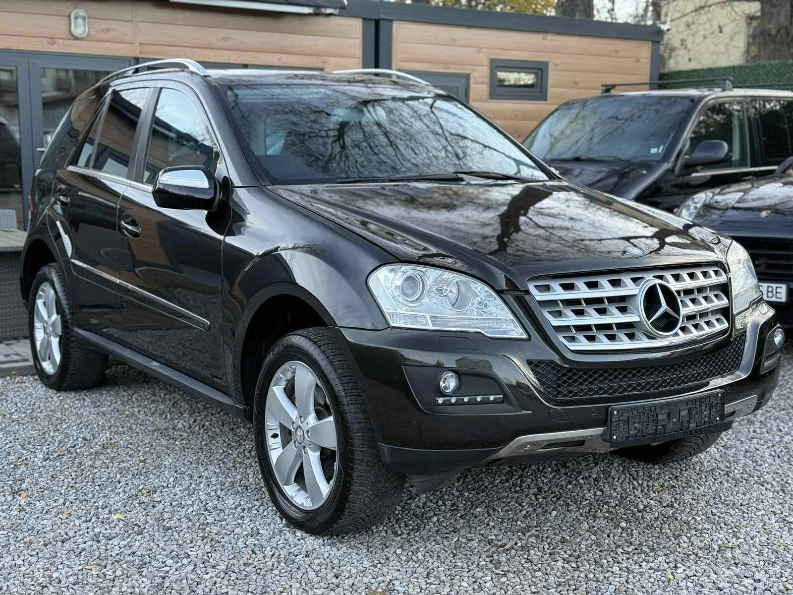 Mercedes-Benz ML 350, снимка 3 - Автомобили и джипове - 54326398