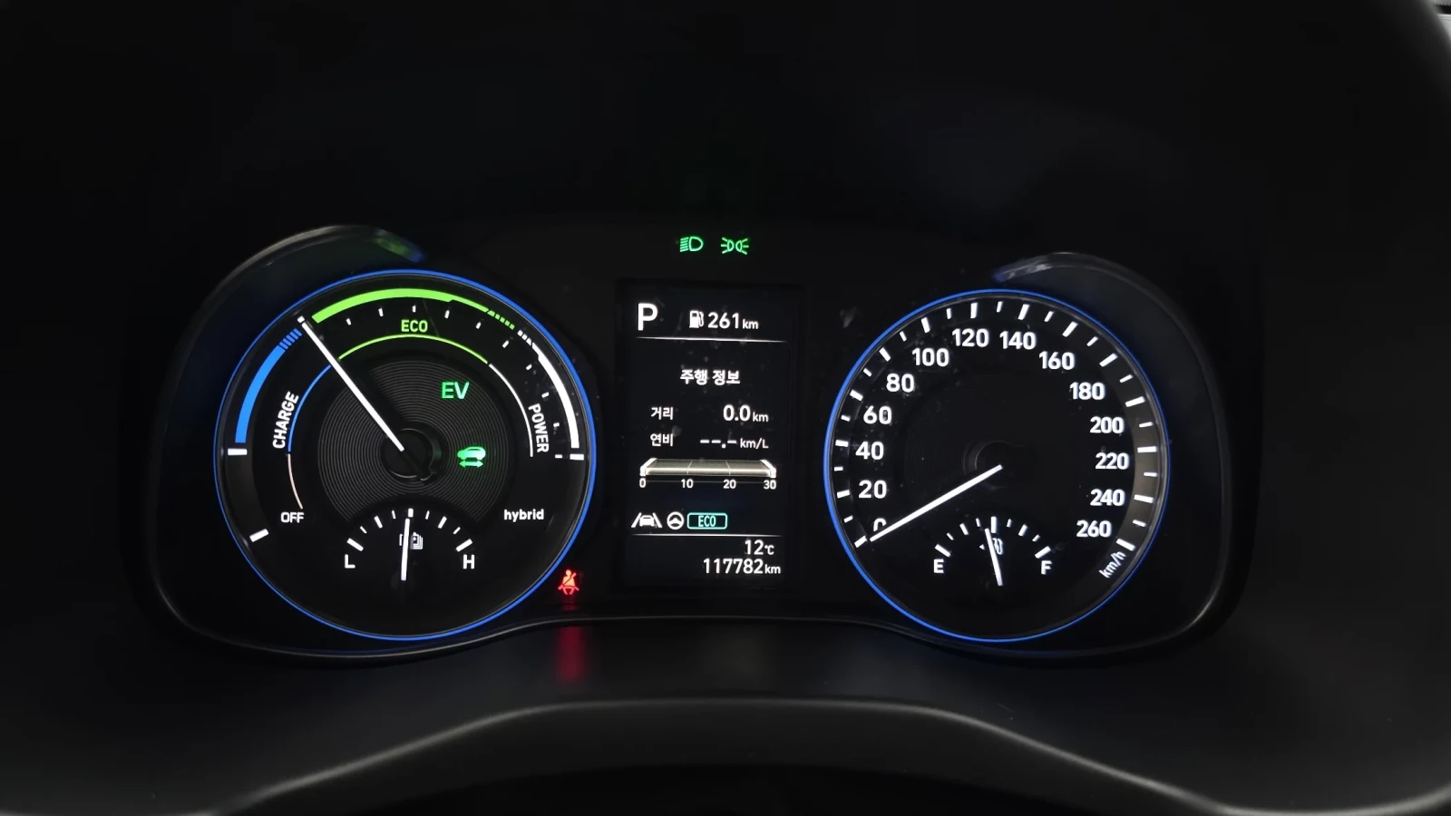 Hyundai Kona Hybrid Подгрев/Обдухване, снимка 7 - Автомобили и джипове - 54619675