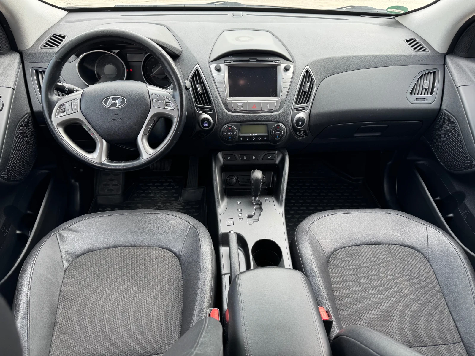 Hyundai IX35 2.0 CRDI NAVI 4X4, снимка 9 - Автомобили и джипове - 55129488