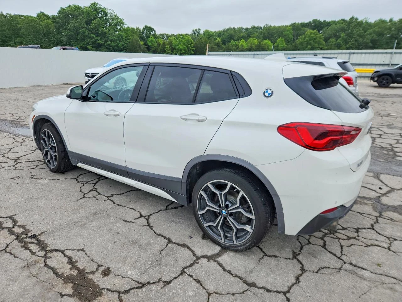 BMW X2 XDRIVE28I, снимка 2 - Автомобили и джипове - 55582346