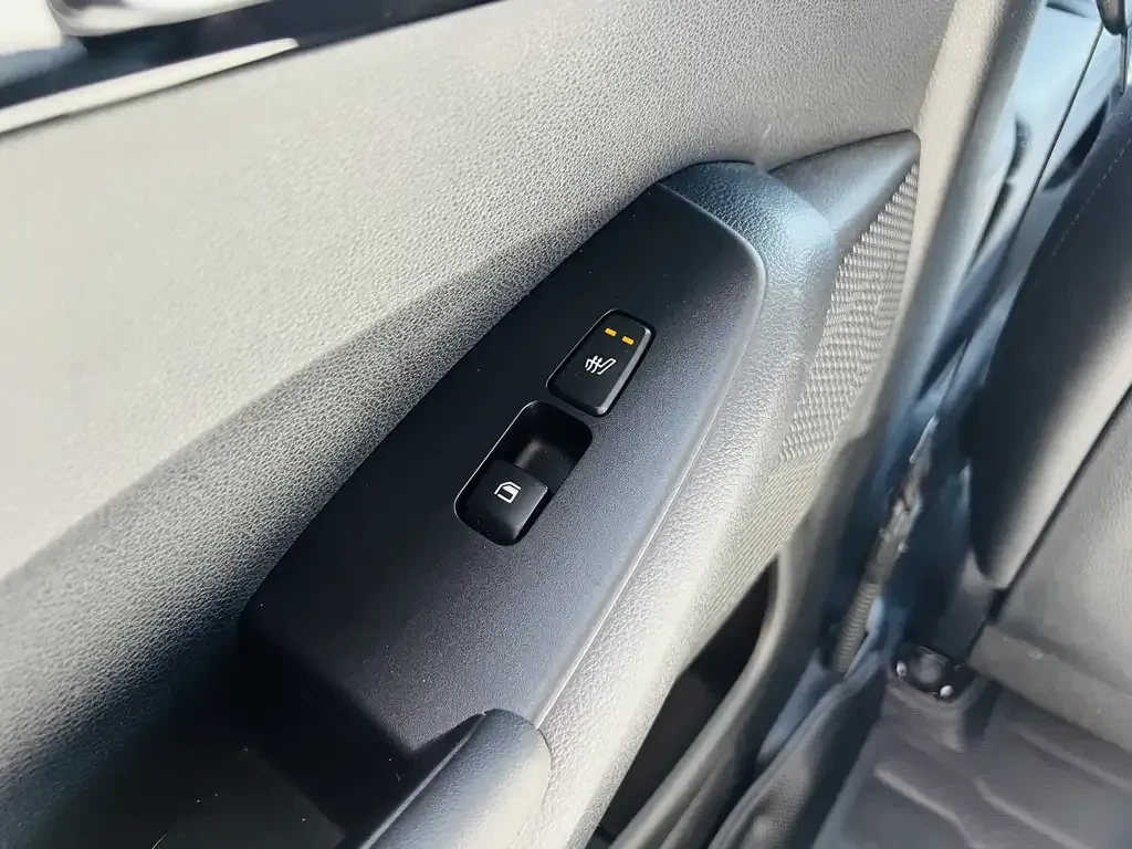 Kia Seltos X-Line AWD | HUD | Panorama | Ventilated Seats, снимка 16 - Автомобили и джипове - 56075101
