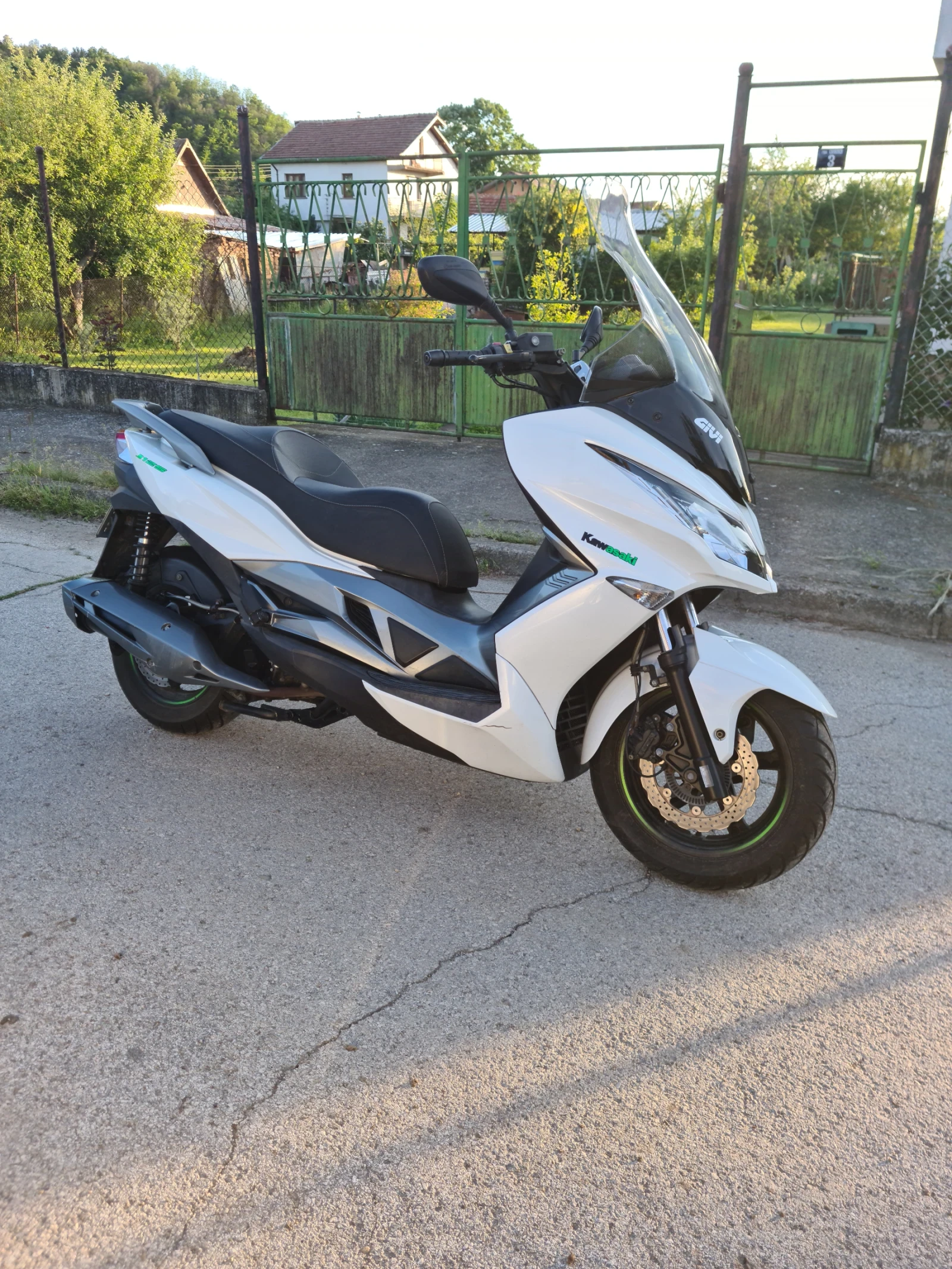 Kawasaki J125 i-ABS