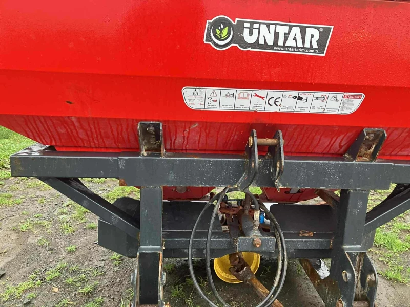 Торачка Unia 1000l, снимка 4 - Селскостопанска техника - 53368967