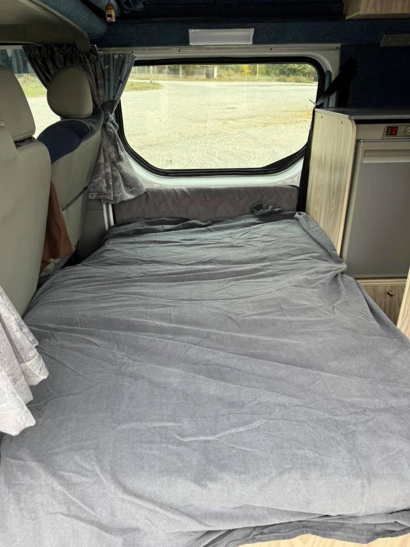 Кемпер Renault Trafic, снимка 14 - Каравани и кемпери - 52096334