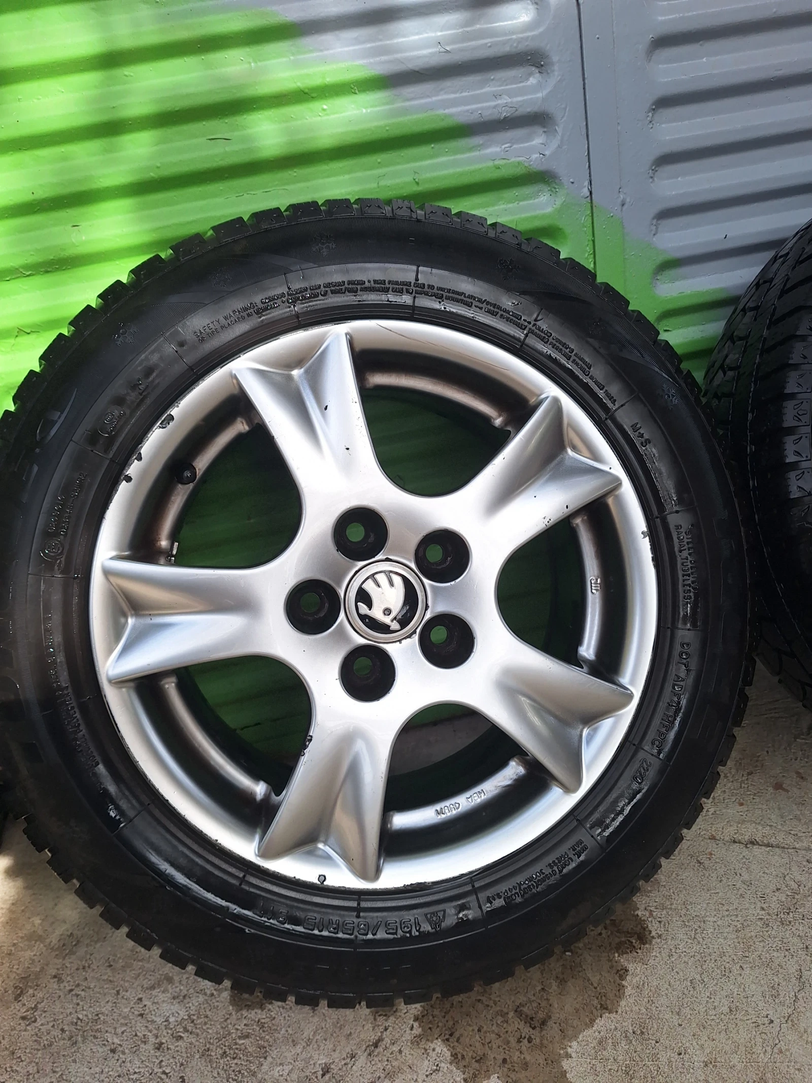    195/65R15  Skoda Octavia | Mobile.bg   6