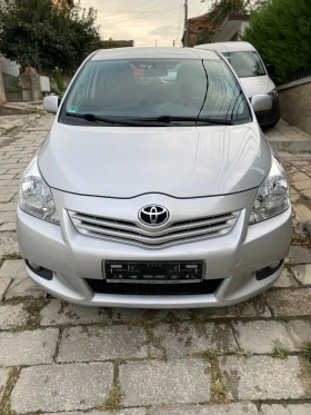 Toyota Verso 2.0 D-4D, снимка 2