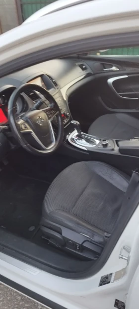 Opel Insignia Sport Touring  | Mobile.bg    9