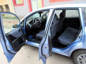 Honda Jazz 1.4i, снимка 9 - Автомобили и джипове - 53360550
