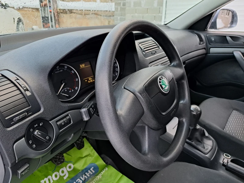 Skoda Octavia 1.6i  + LPG * ГАЗ, снимка 8 - Автомобили и джипове - 42973307