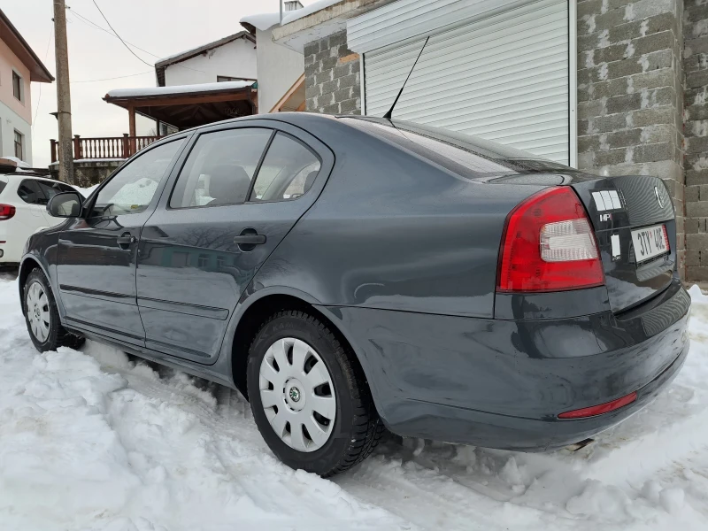 Skoda Octavia 1.6i  + LPG * ГАЗ, снимка 2 - Автомобили и джипове - 42973307