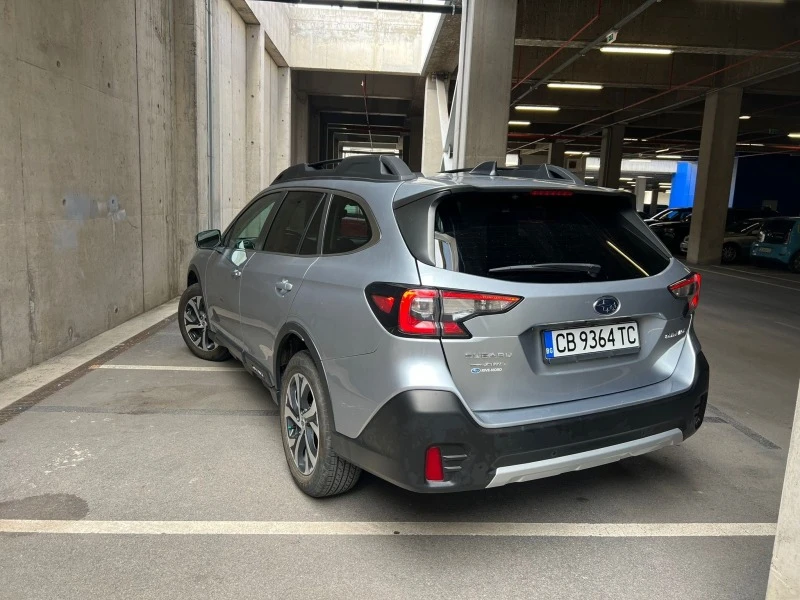 Subaru Outback AWD* Harman Kardon* Carplay* FULL, снимка 3 - Автомобили и джипове - 46942736