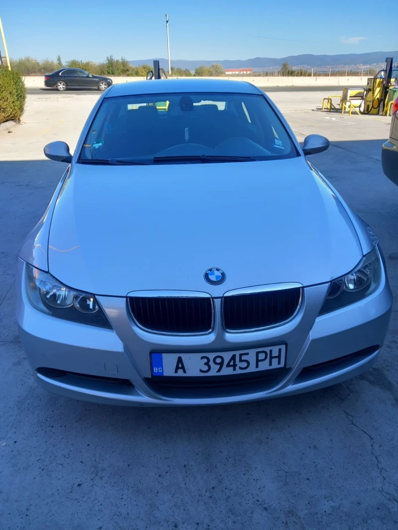 BMW 320, снимка 1 - Автомобили и джипове - 47628092