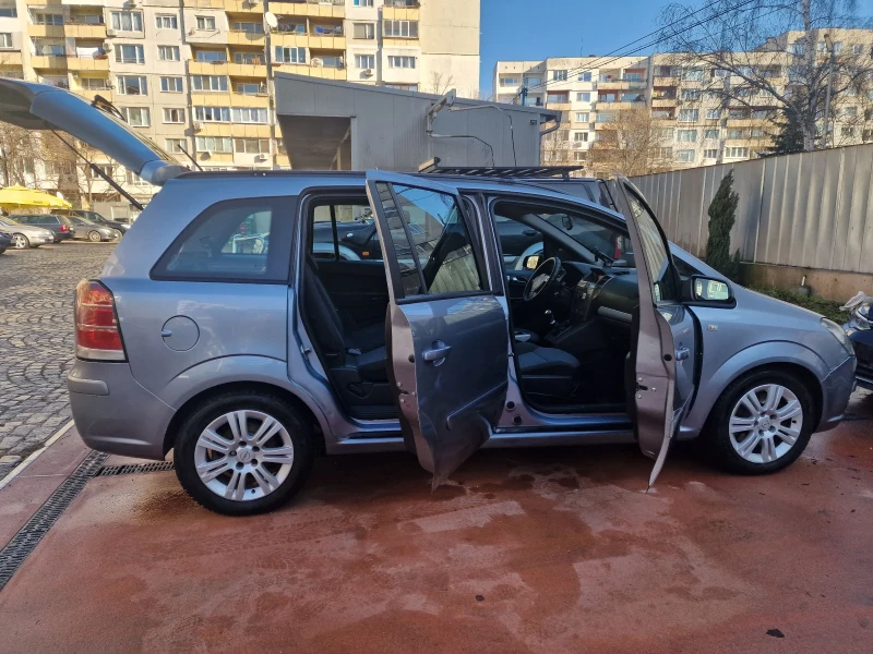 Opel Zafira 1.9 cdti 120 k.c, снимка 4 - Автомобили и джипове - 48771313