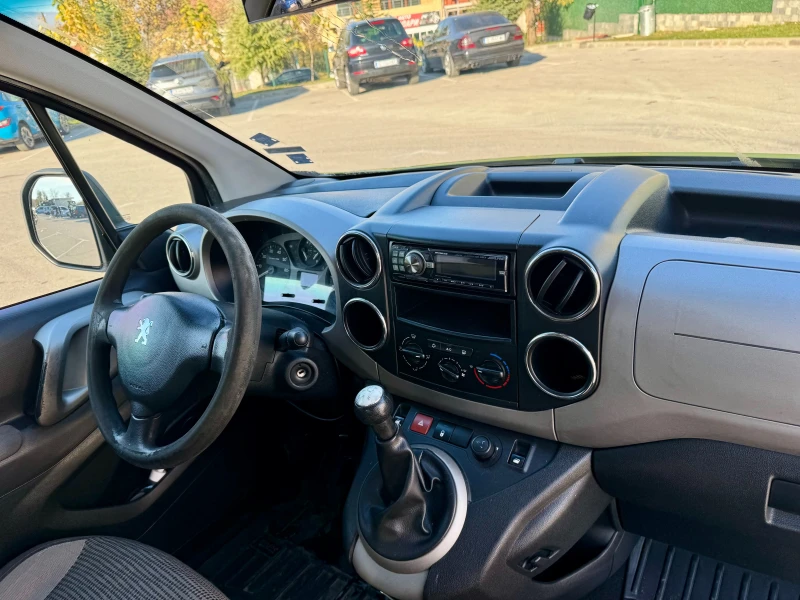 Peugeot Partner 1.6 HDI 5 места, снимка 14 - Автомобили и джипове - 52429071
