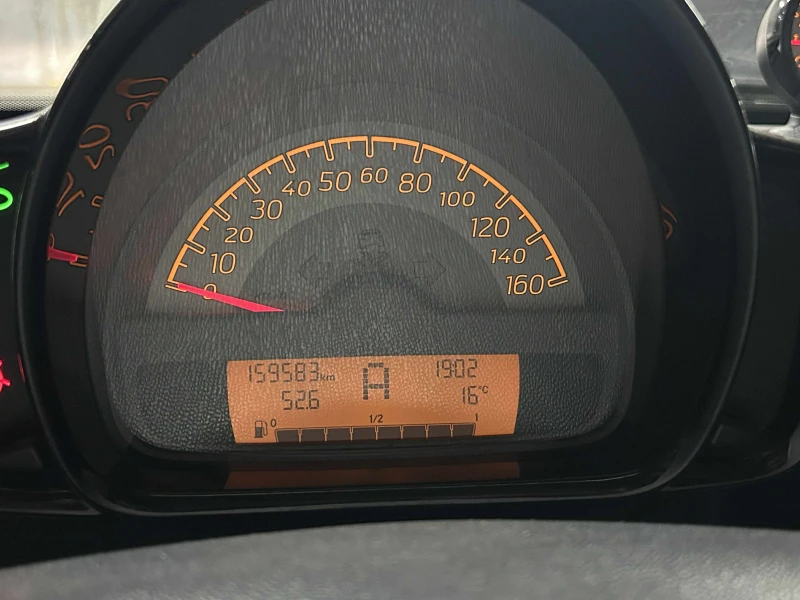 Smart Fortwo, снимка 8 - Автомобили и джипове - 52447515