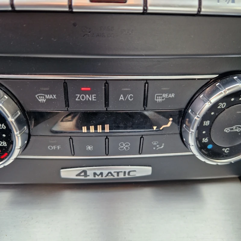 Mercedes-Benz C 250 C 250 CDI, снимка 9 - Автомобили и джипове - 52837914