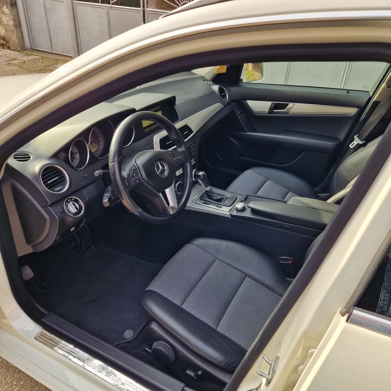 Mercedes-Benz C 250 C 250 CDI, снимка 10 - Автомобили и джипове - 52837914