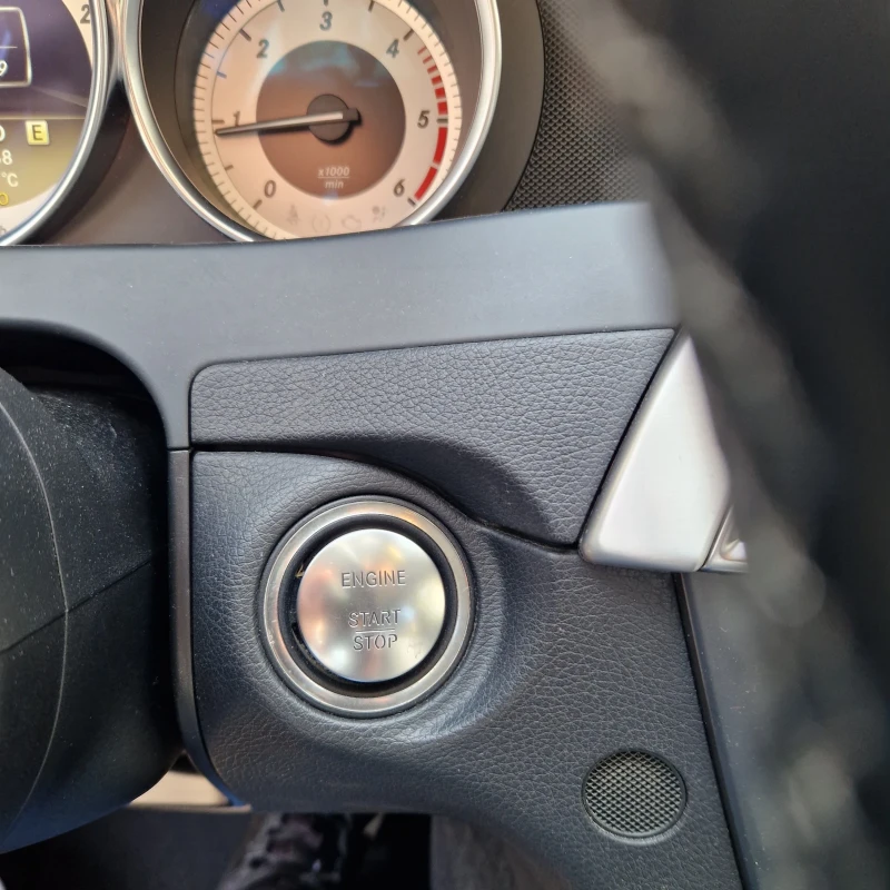 Mercedes-Benz C 250 C 250 CDI, снимка 8 - Автомобили и джипове - 52837914