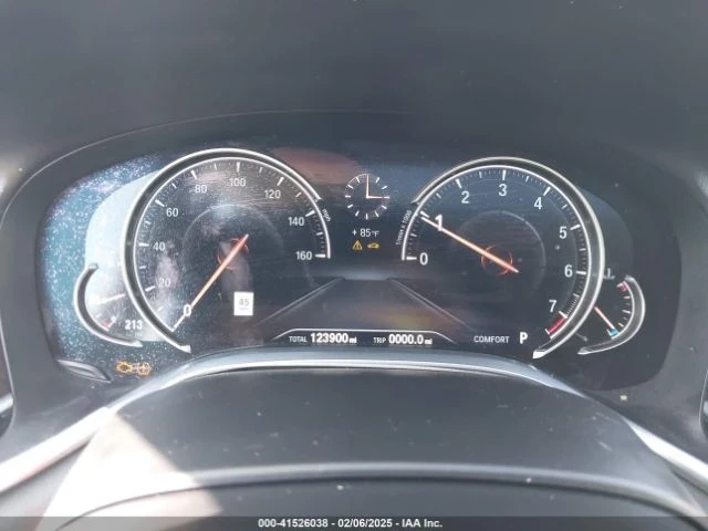 BMW 740  - изображение 8