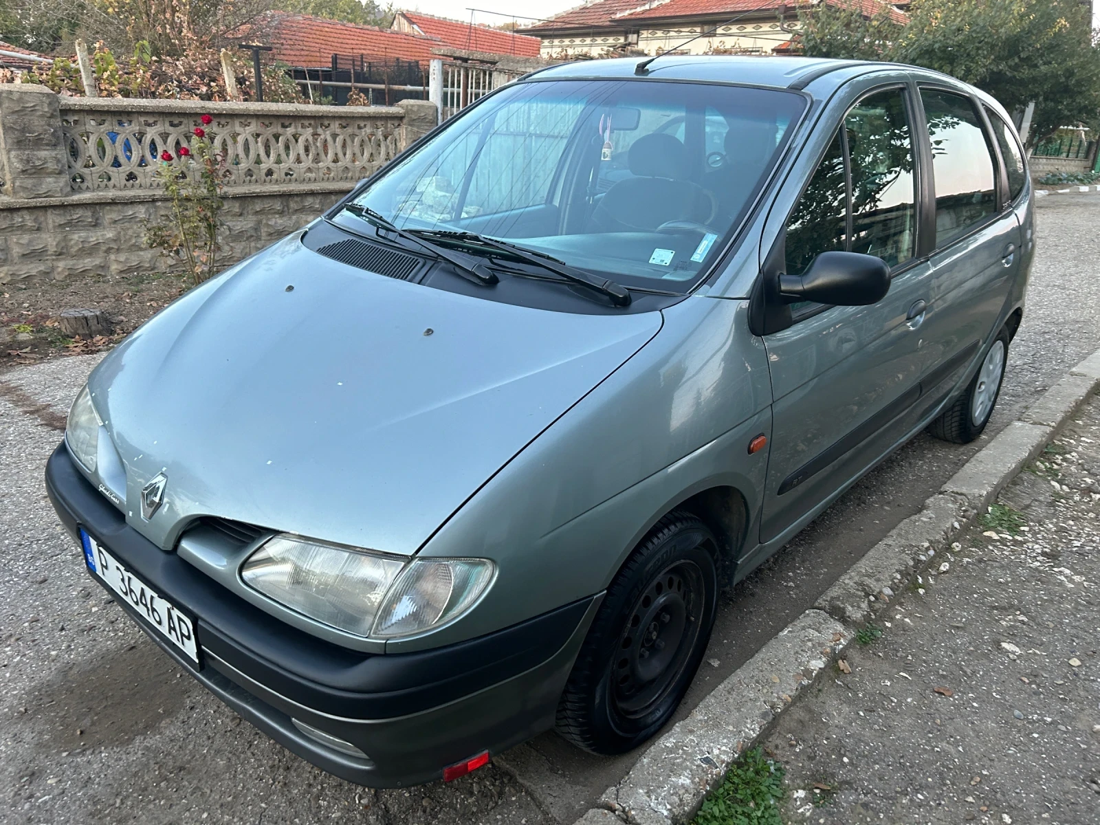 Renault Scenic  - изображение 2