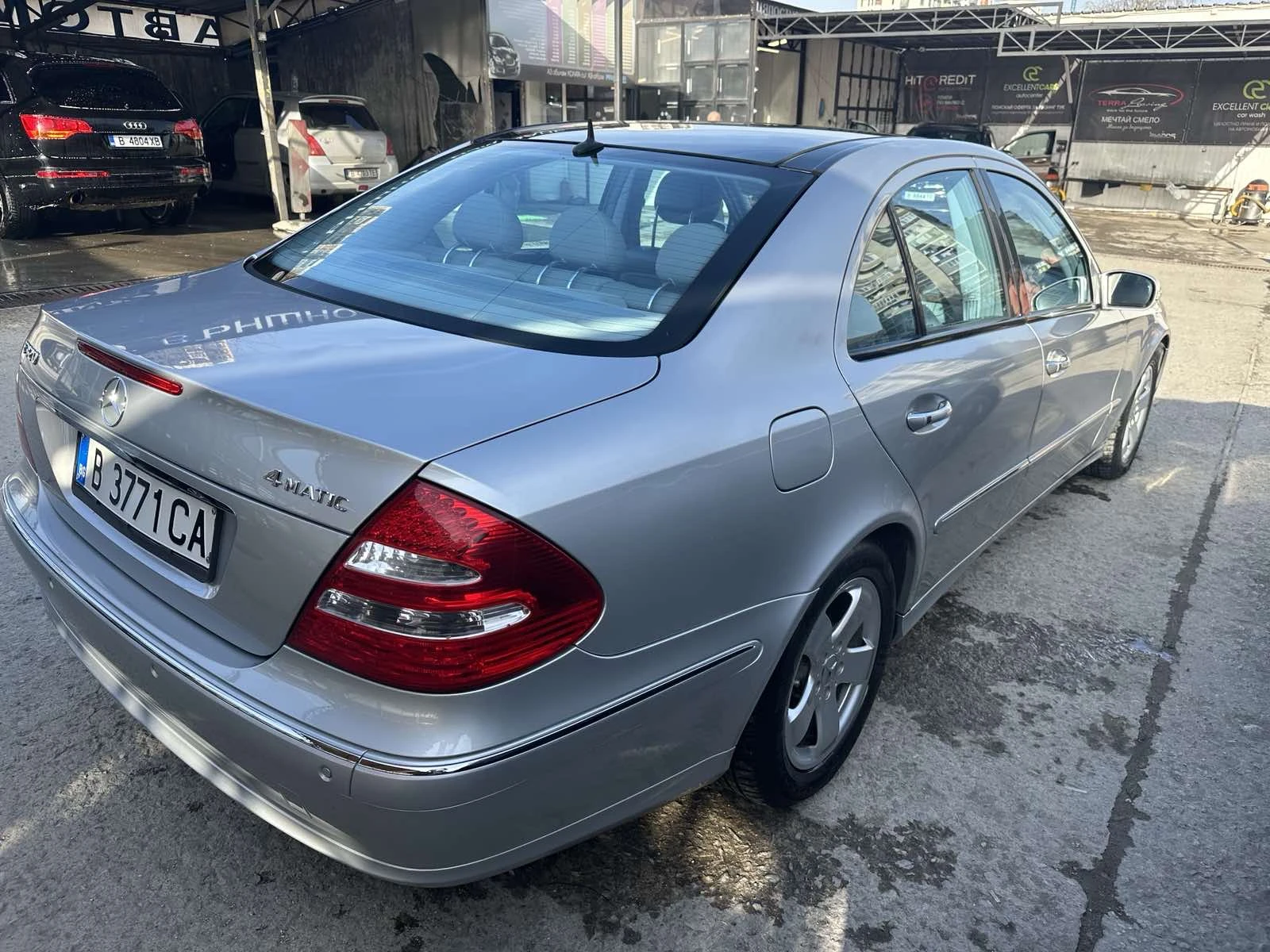 Mercedes-Benz E 320 4x4, Airmatic, Distronik, обдух, кейлейс, пано - изображение 5