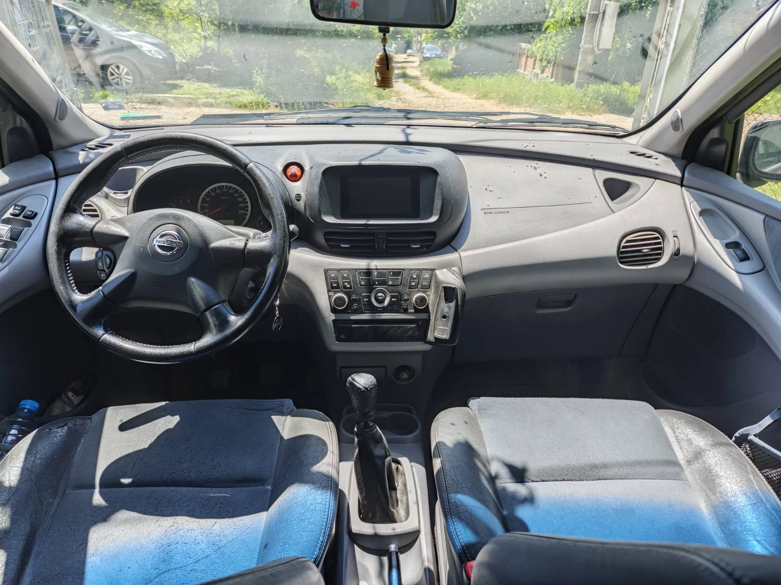 Nissan Almera tino  - изображение 7