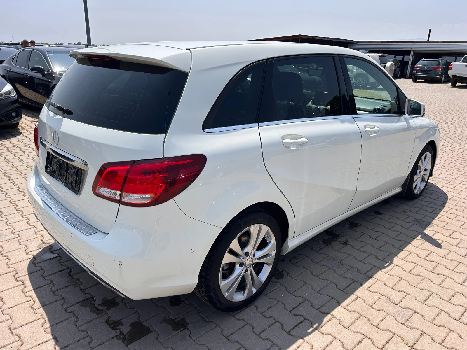 Mercedes-Benz B 200 CDI AVTOMAT/NAVI/KOJA EURO 6 - изображение 6
