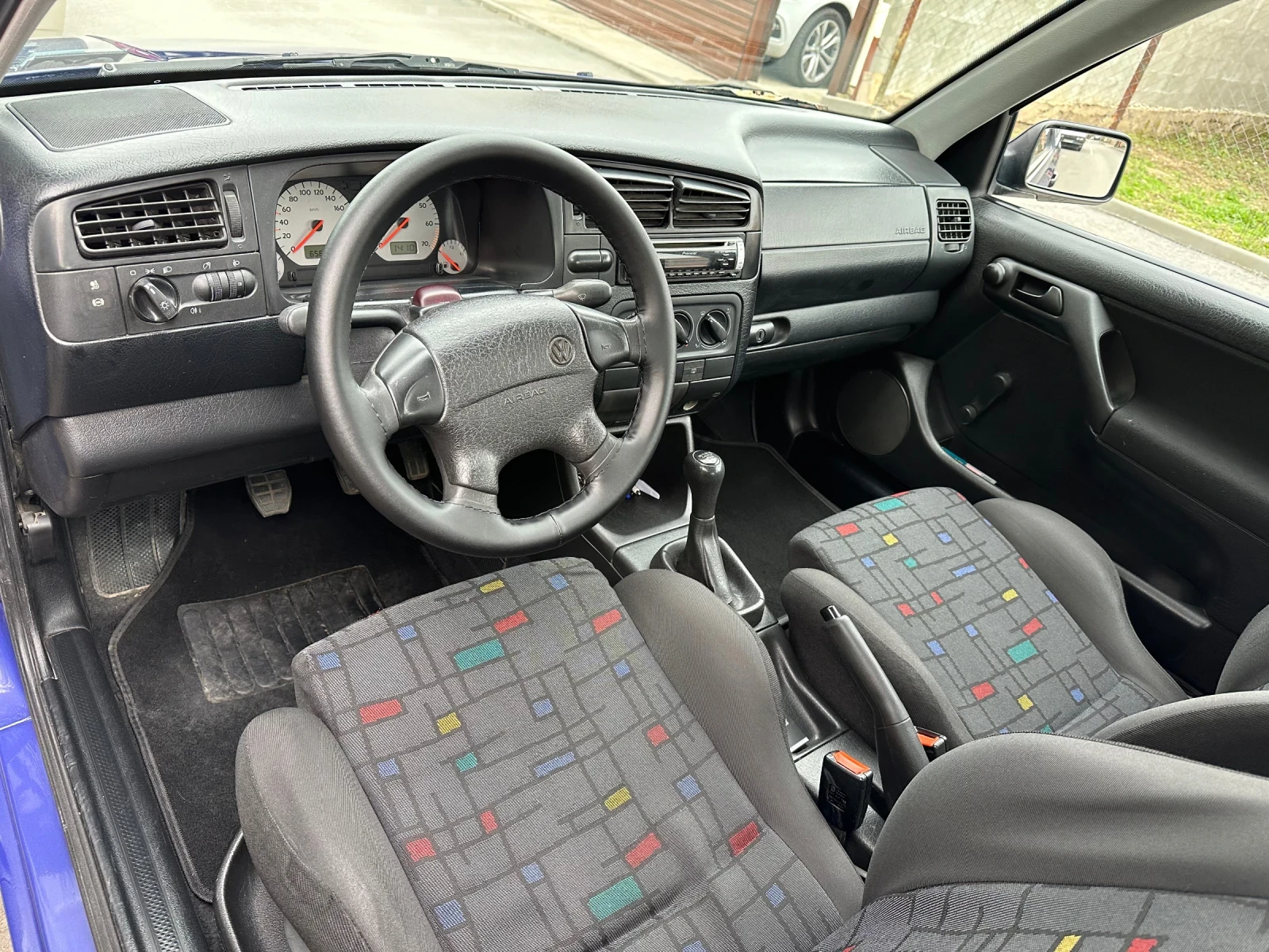VW Golf 1.8 | Mobile.bg — изображение 12