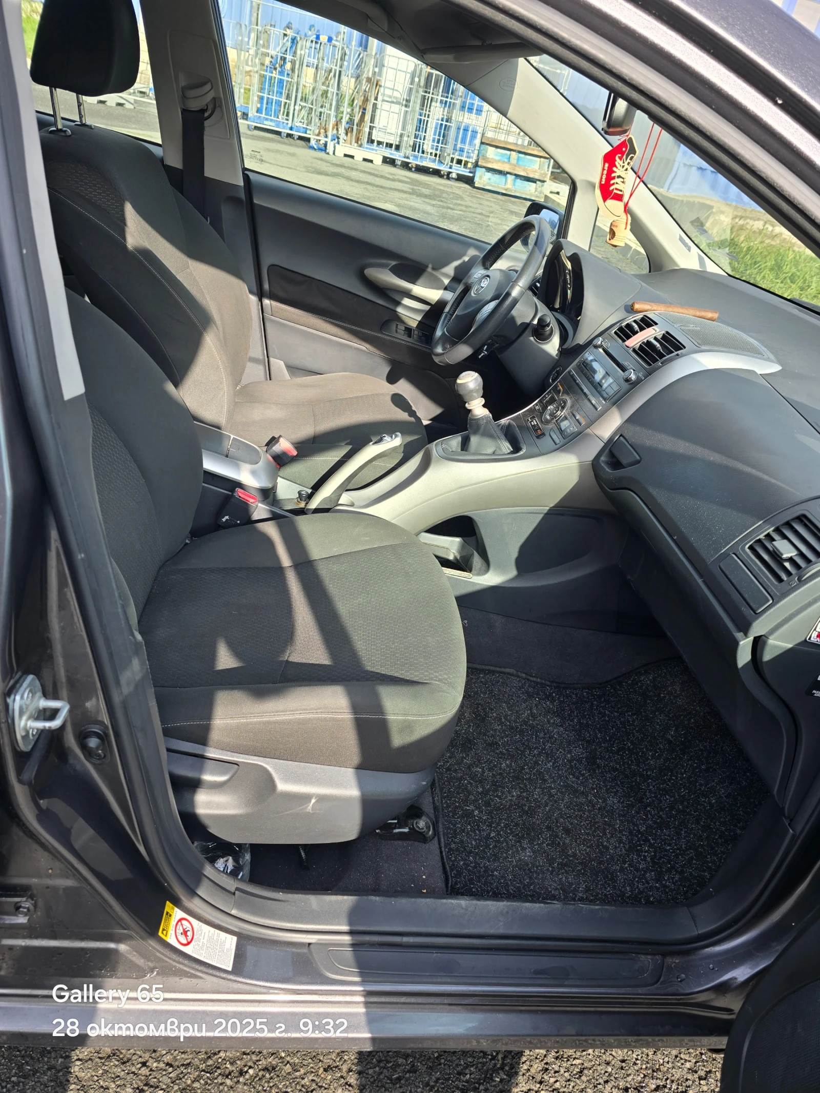 Toyota Auris  - изображение 10